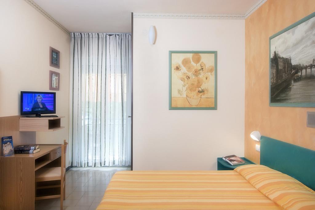 Hotel Marselli Rimini Exteriér fotografie