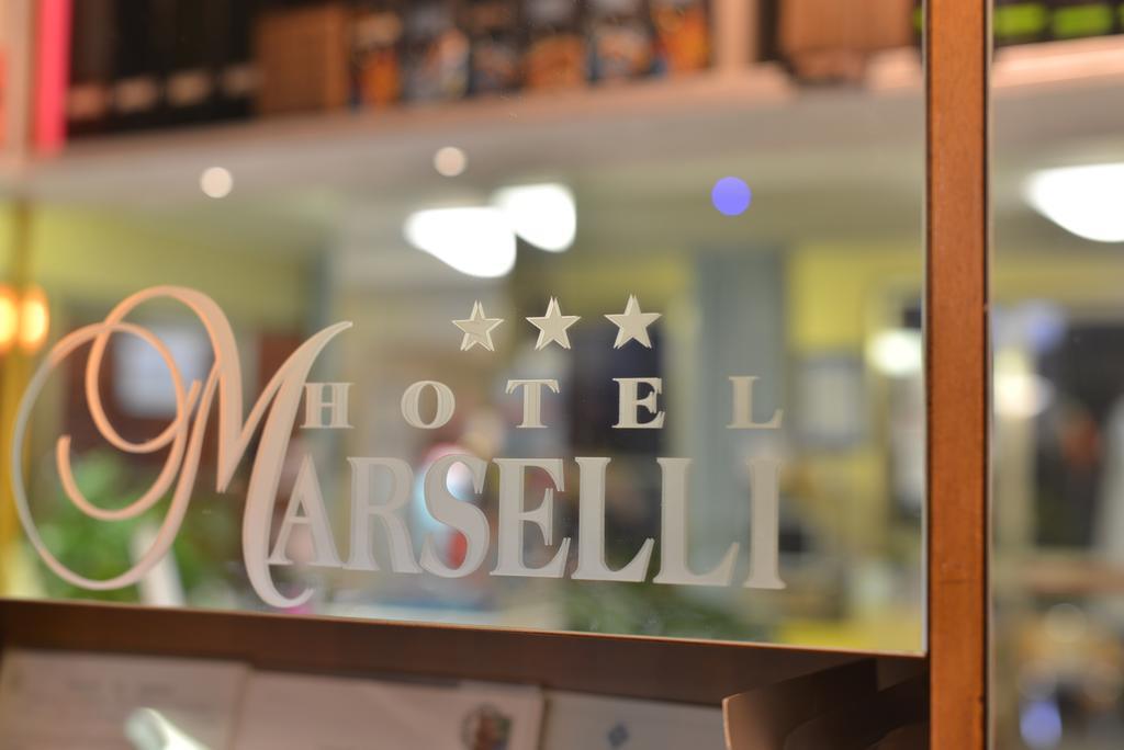 Hotel Marselli Rimini Exteriér fotografie
