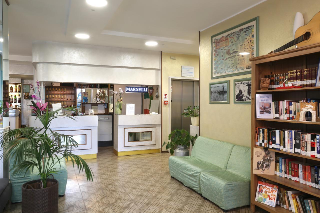 Hotel Marselli Rimini Exteriér fotografie