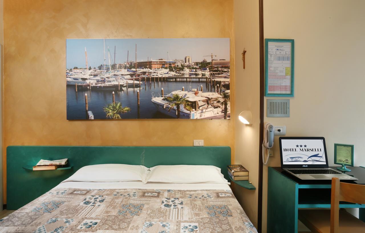 Hotel Marselli Rimini Exteriér fotografie